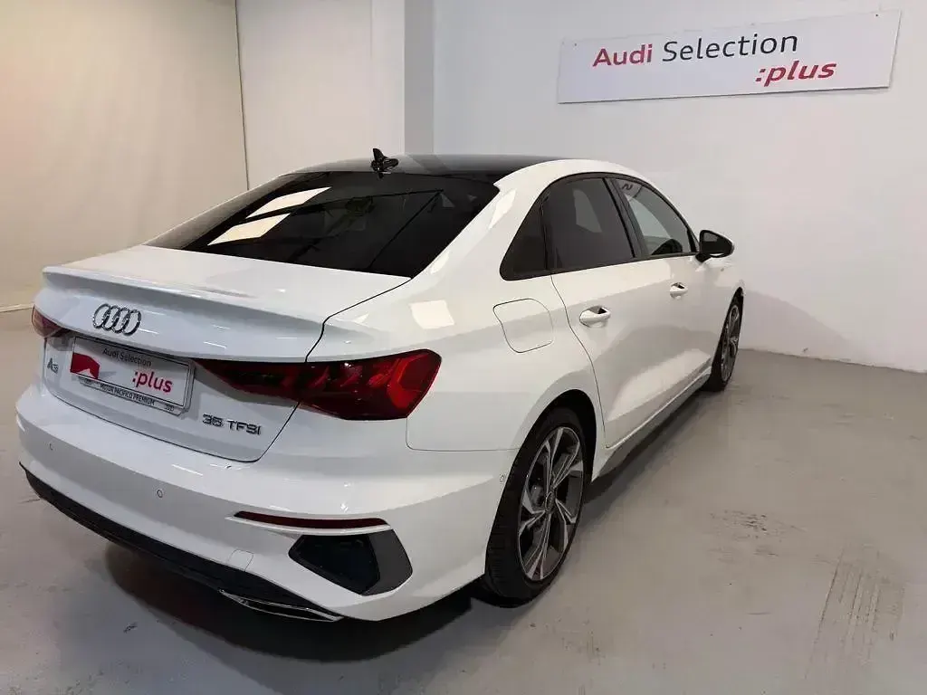 Usado Audi A3 S-Line 150 CV (110 kW) 2022 Blanco Berlina