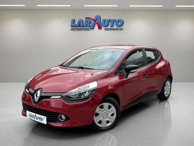 Usado Renault Clio IV Authentique 75 CV (55 kW) 2015 Granate Berlina