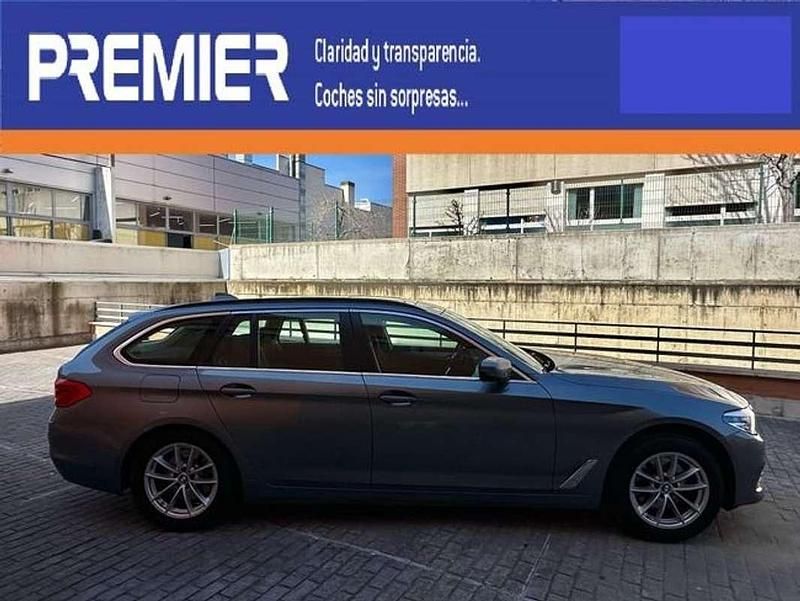 Azul Usado 2019 BMW 520 Comfort Edition Familiar | 27.490 € (Precio justo) - Imagen 1/4