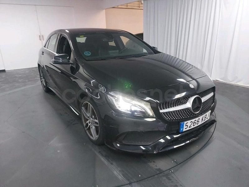 Usado Mercedes A180 122 CV (89 kW) 2017 Negro Berlina