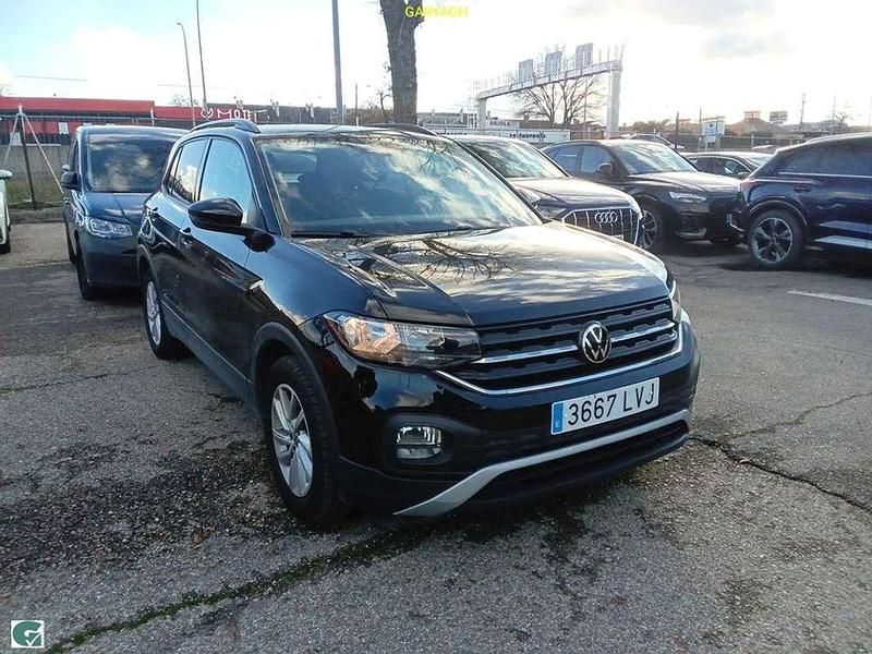 Usado VW T-Cross Advance 95 CV (69 kW) 2022 Negro SUV