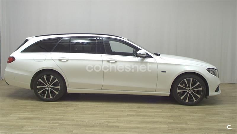 Blanco Usado 2019 Mercedes E300 Familiar | 25.799 € (Precio justo) - Imagen 1/4