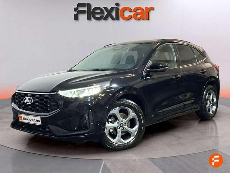 Usado Ford Kuga ST-Line 150 CV (110 kW) 2025 Negro SUV