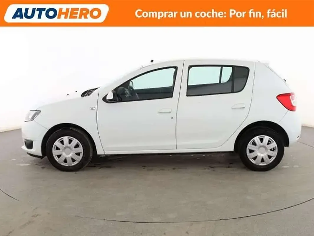 Usado Dacia Sandero Lauréate 90 CV (66 kW) 2016 Blanco Utilitario