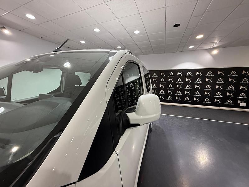 Blanco Usado 2019 Peugeot Rifter Active Monovolumen | 17.900 € (Precio justo) - Imagen 1/4