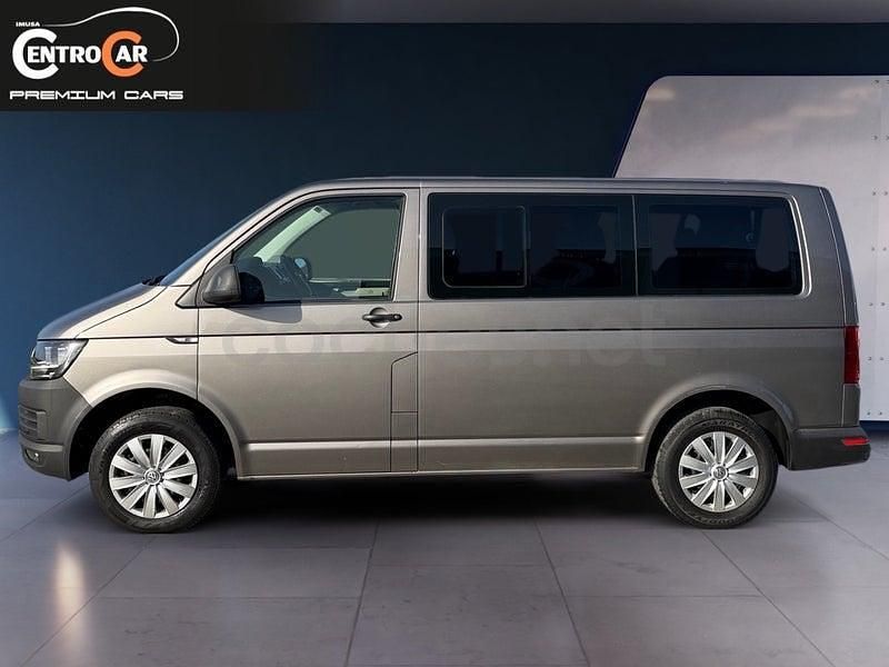 Usado VW Caravelle Trendline 102 CV (75 kW) 2017 Beige Monovolumen