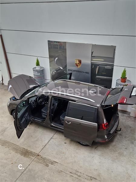 Usado Seat Alhambra Style 184 CV (135 kW) 2016 Marrón Monovolumen