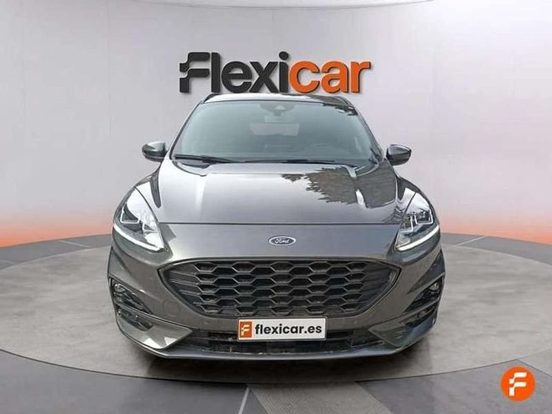 Usado Ford Kuga ST-Line 120 CV (88 kW) 2024 Gris SUV
