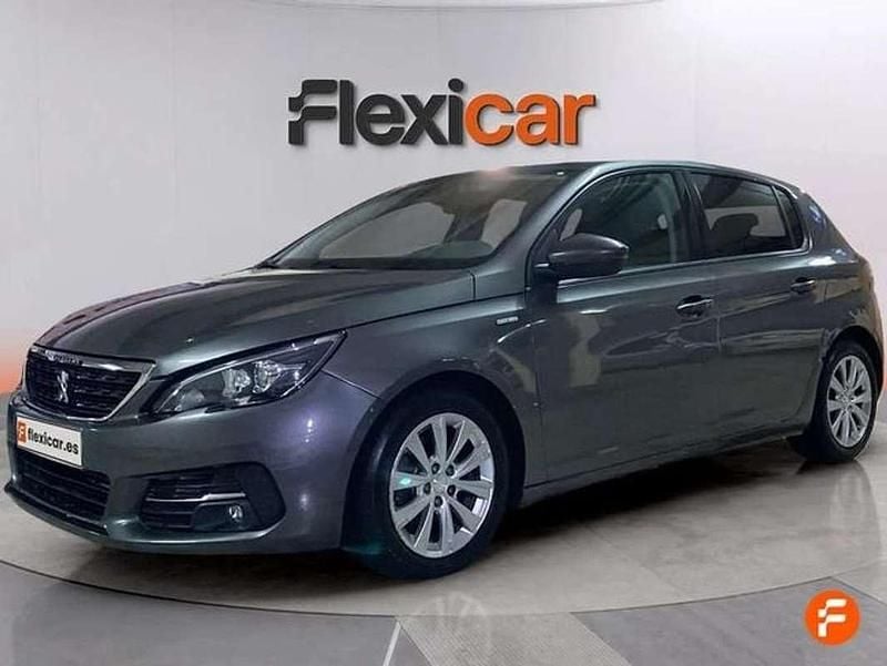 Usado Peugeot 308 SW Access 110 CV (80 kW) 2020 Gris Familiar