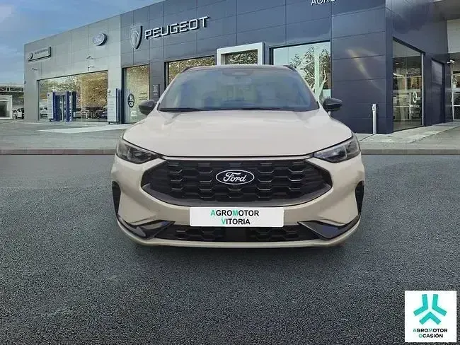 Usado Ford Kuga ST-Line X 243 CV (178 kW) 2026 Blanco SUV