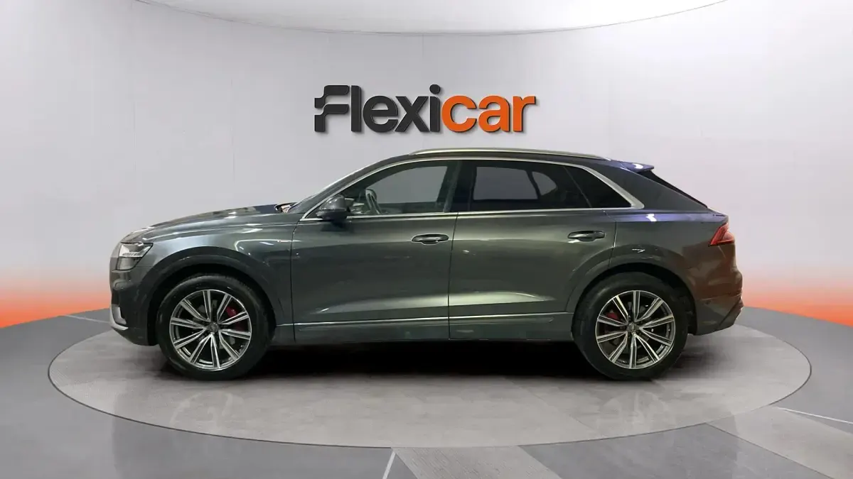 Usado Audi Q8 Premium 286 CV (210 kW) 2019 Gris SUV