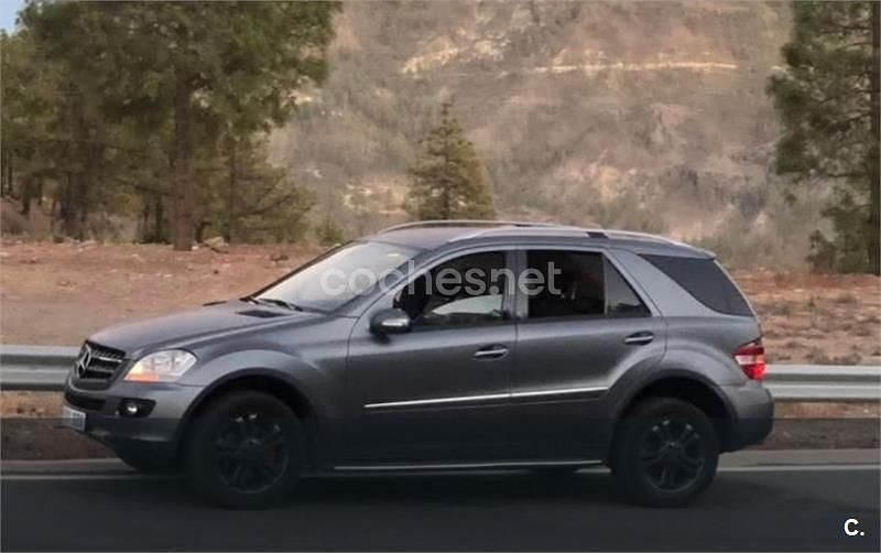 Usado Mercedes ML320 224 CV (164 kW) 2007 Gris / plata SUV
