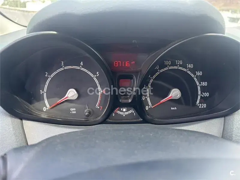 Usado Ford Fiesta Ambiente 60 CV (44 kW) 2010 Negro Berlina
