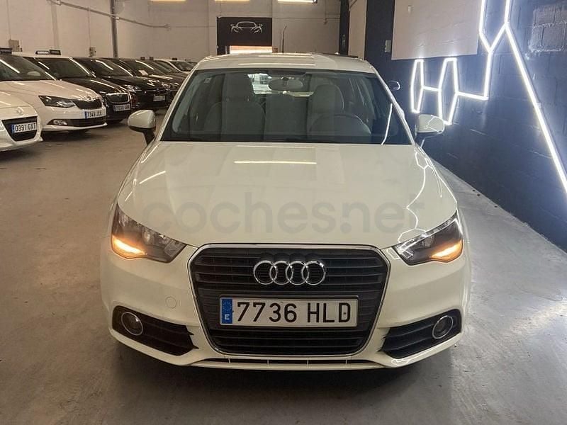 Usado Audi A1 Sportback Attraction 86 CV (63 kW) 2012 Blanco Utilitario