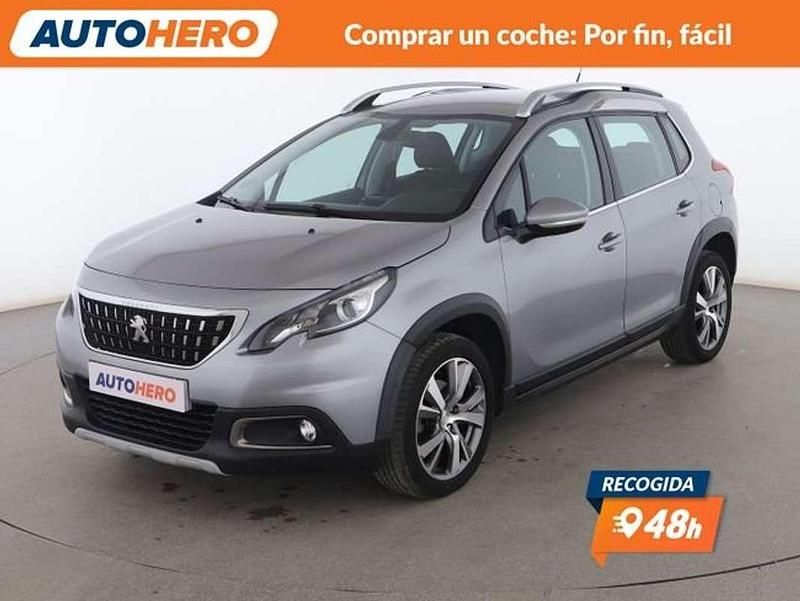 Usado Peugeot 2008 Allure 111 CV (81 kW) 2019 Gris SUV