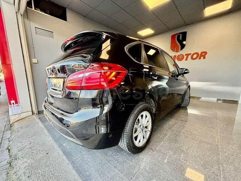 Usado BMW 216 Active Tourer 116 CV (85 kW) 2017 Negro Monovolumen