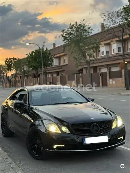 Usado Mercedes E350 231 CV (169 kW) 2010 Negro Coupe