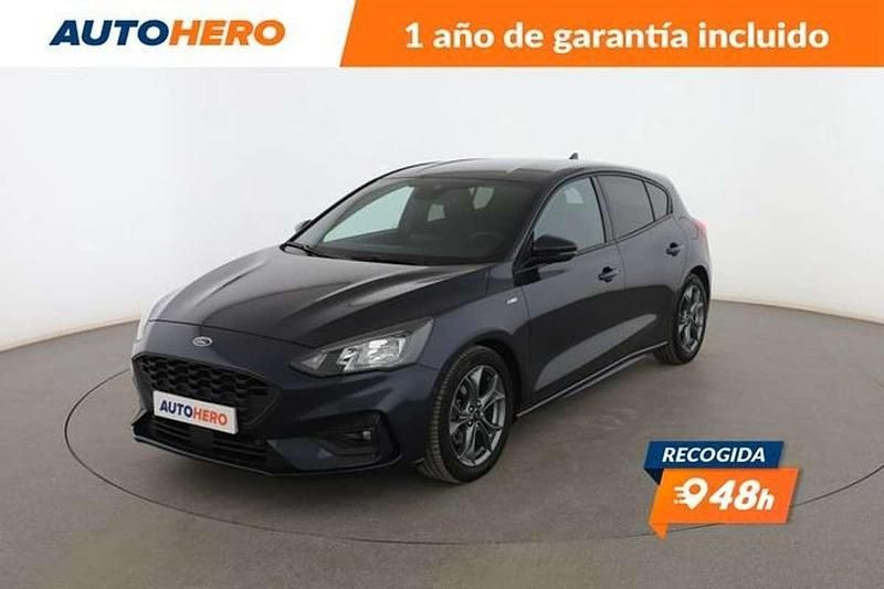 Usado Ford Focus ST-Line 126 CV (92 kW) 2020 Gris Berlina