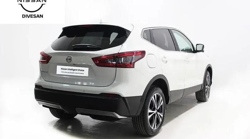 Usado Nissan Qashqai N-Connecta 140 CV (102 kW) 2019 Blanco perlado SUV