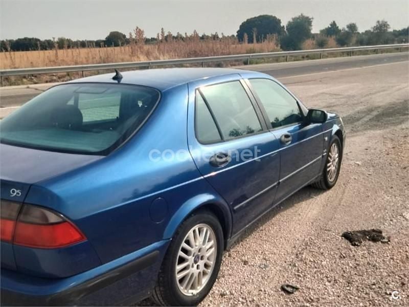 Azul Usado 2001 Saab 9-5 Griffin Berlina | 2400 € - Imagen 1/4