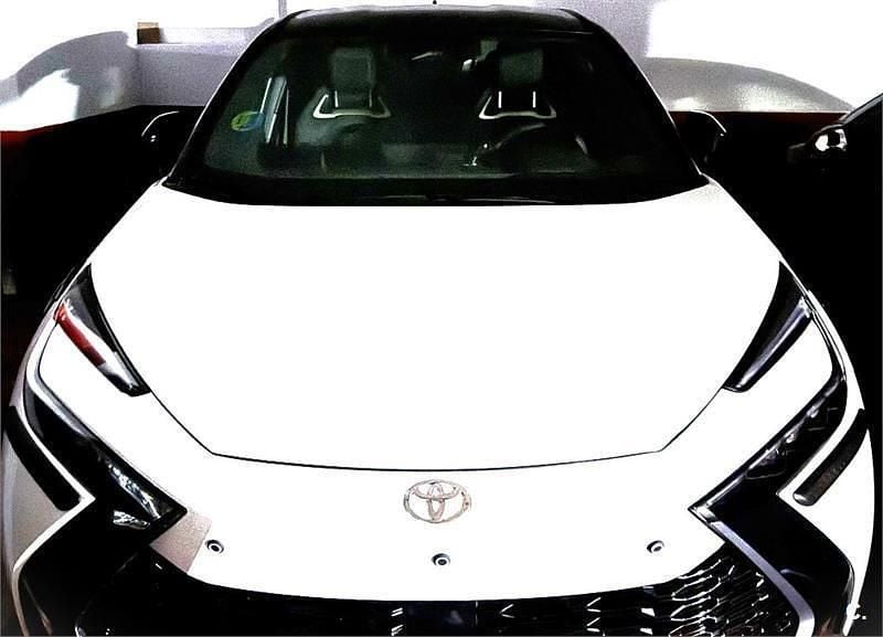 Usado Toyota C-HR 140 CV (102 kW) 2025 Blanco SUV