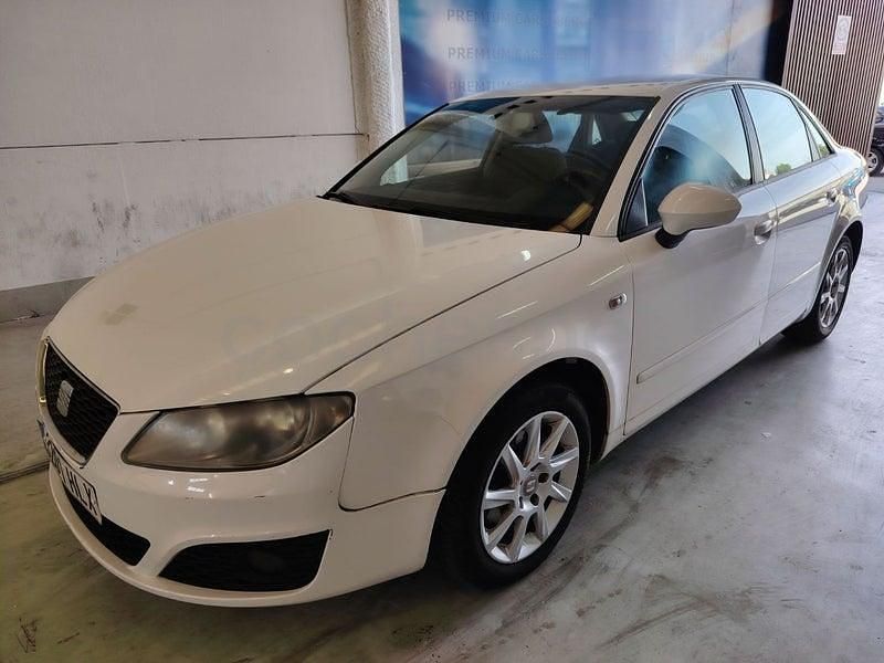 Usado Seat Exeo Reference 120 CV (88 kW) 2012 Blanco Berlina