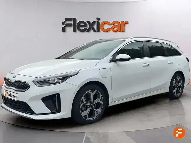 Usado Kia Ceed 141 CV (103 kW) 2022 Blanco Utilitario