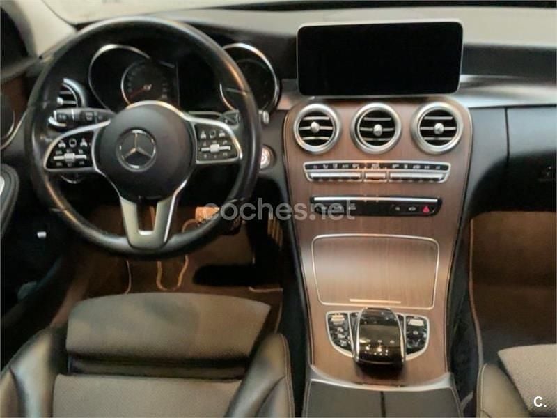 Usado Mercedes C300 306 CV (225 kW) 2020 Negro Familiar