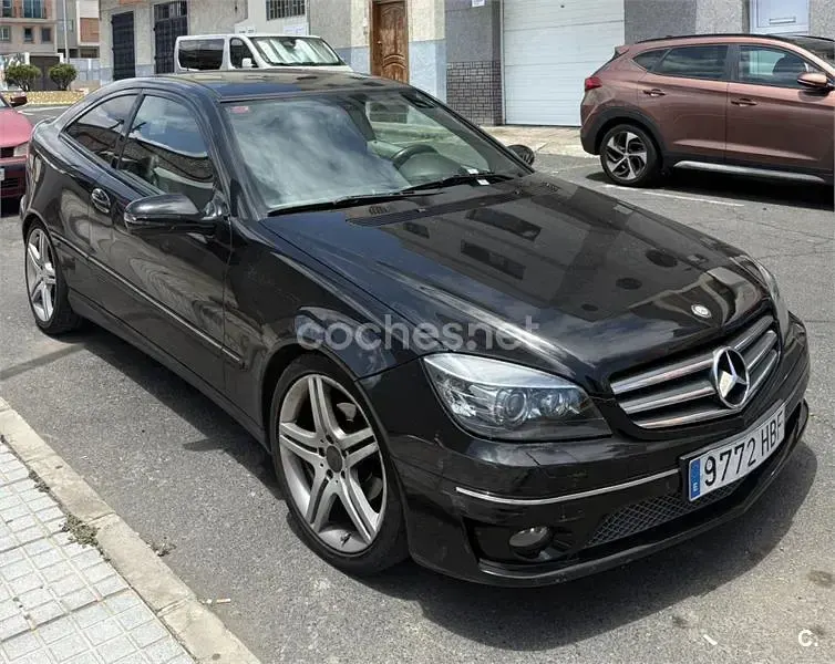 Usado Mercedes CLC220 150 CV (110 kW) 2010 Negro Utilitario