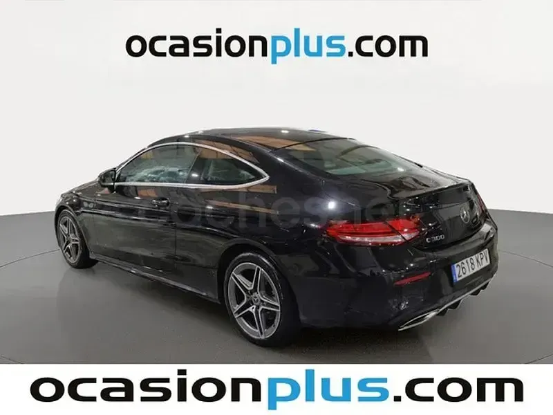 Usado Mercedes C300 258 CV (189 kW) 2018 Negro Coupe