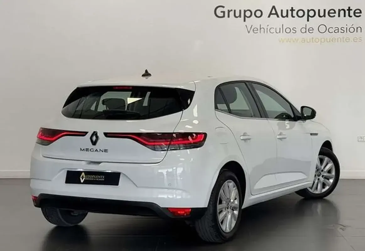 Usado Renault Mégane II Business 116 CV (85 kW) 2021 Blanco Berlina