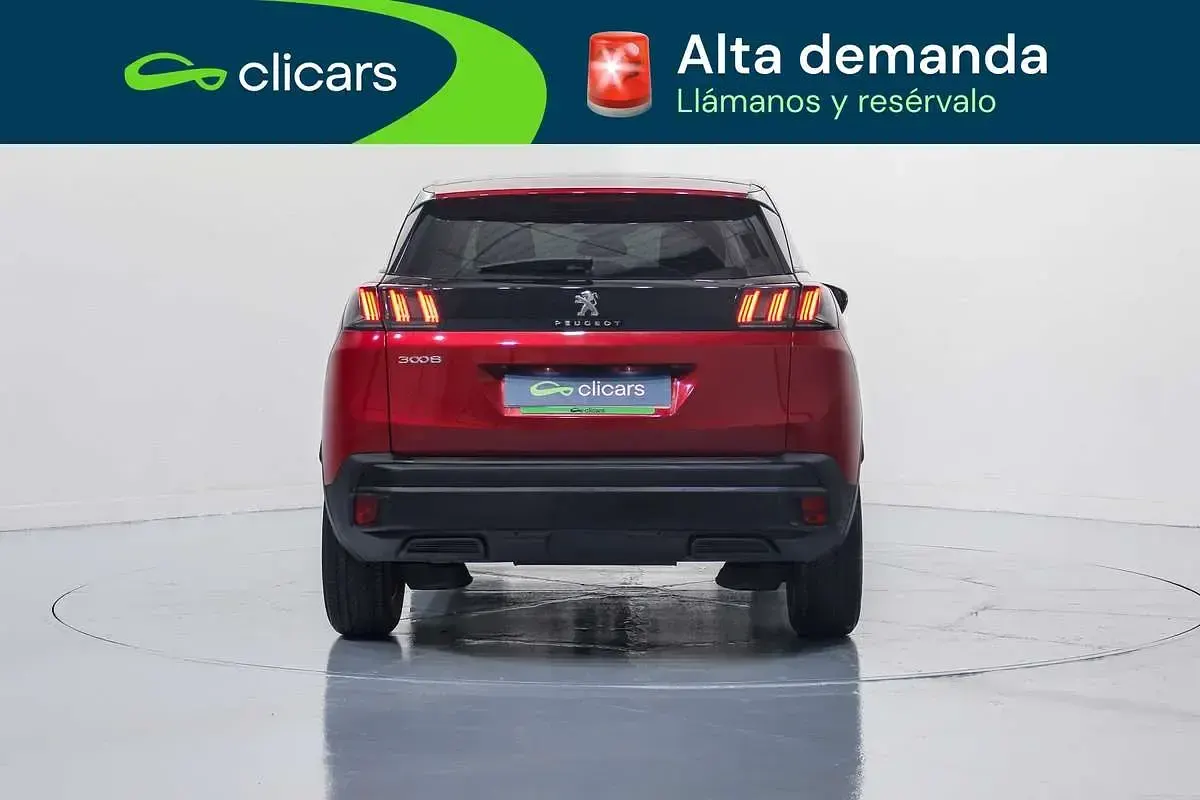 Usado Peugeot 3008 Active 131 CV (96 kW) 2021 Rojo SUV