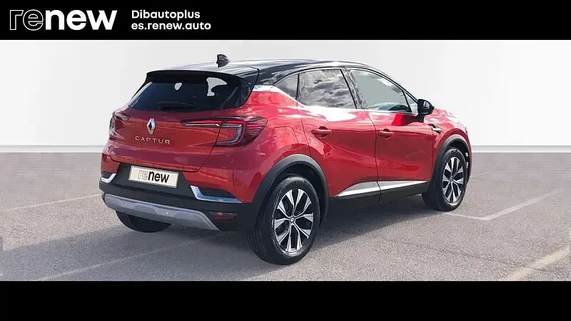 Usado Renault Captur Techno 140 CV (102 kW) 2023 Rojo SUV