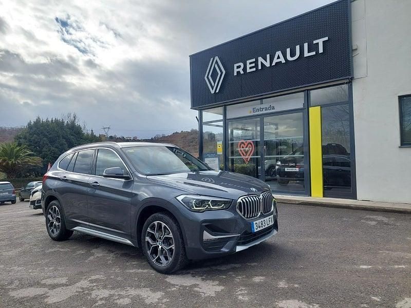 Usado BMW X1 Sport Line 150 CV (110 kW) 2020 Gris / plata SUV