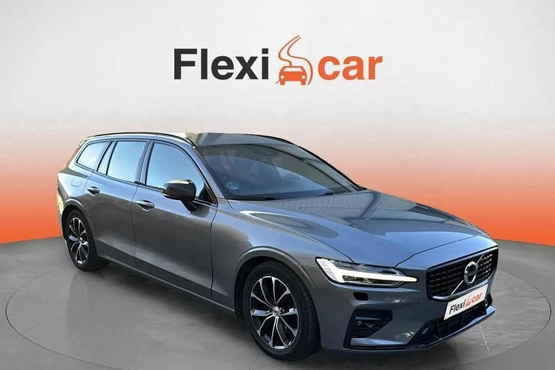 Verde Usado 2021 Volvo V60 Momentum Familiar | 23.890 € (Precio justo) - Imagen 1/3