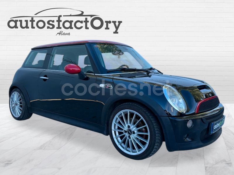 Usado Mini Cooper S 163 CV (119 kW) 2004 Negro Utilitario