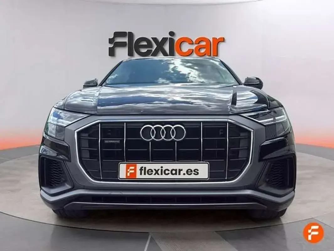 Usado Audi Q8 286 CV (210 kW) 2019 Negro SUV