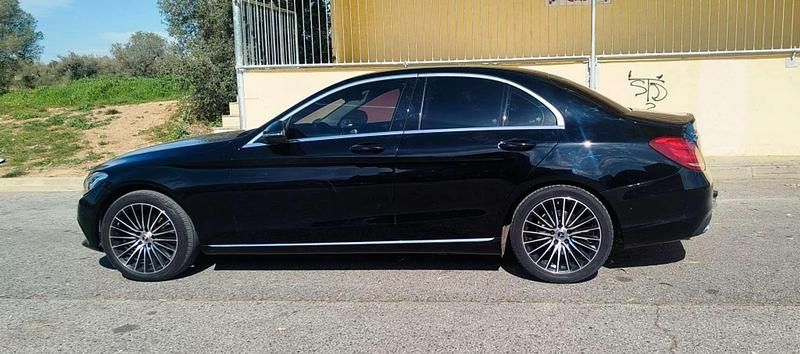 Usado Mercedes C220 170 CV (125 kW) 2015 Negro Berlina