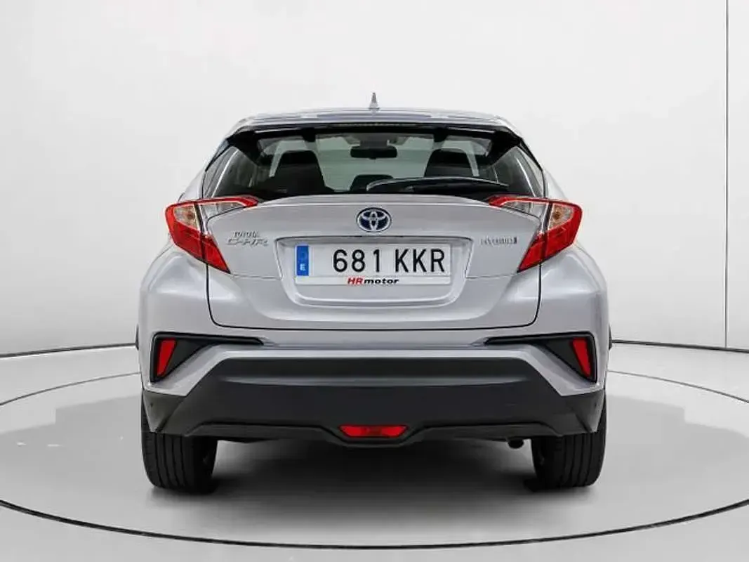 Usado Toyota C-HR Active 122 CV (89 kW) 2018 Gris SUV