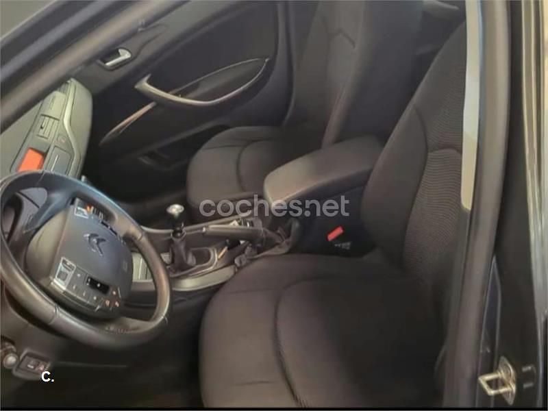 Usado Citroën C5 Business Class 140 CV (102 kW) 2015 Azul Berlina