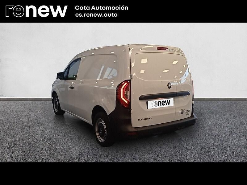 Usado Renault Kangoo 88 kW (120 CV) 2024 Blanco Monovolumen