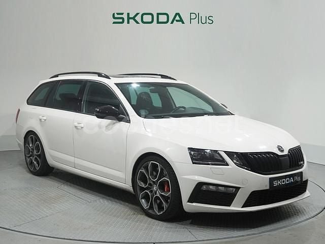 Blanco Usado 2017 Skoda Octavia RS Familiar | 17.000 € (Precio justo) - Imagen 1/4
