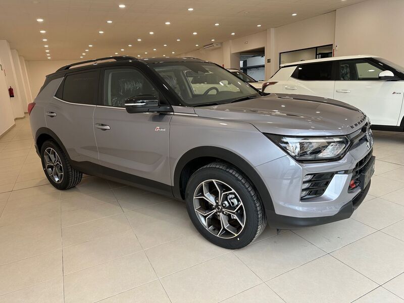 Usado Ssangyong (KGM) Korando Limited 149 CV (109 kW) 2024 Gris SUV