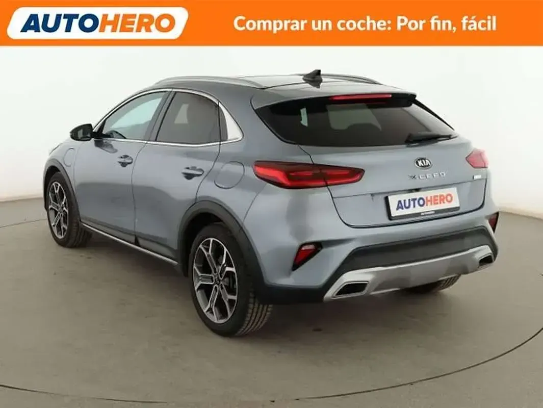Usado Kia XCeed 141 CV (103 kW) 2020 Gris SUV