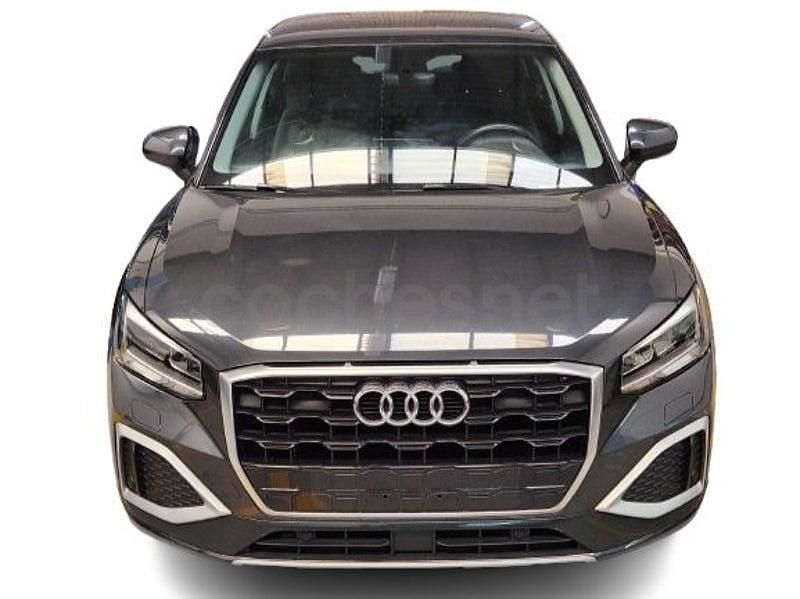 Usado Audi Q2 Advanced Plus 110 CV (80 kW) 2021 Gris / plata SUV