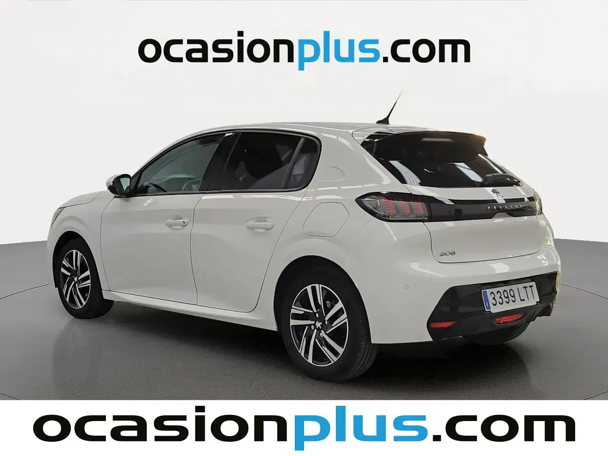 Usado Peugeot 208 Allure 100 CV (73 kW) 2021 Utilitario