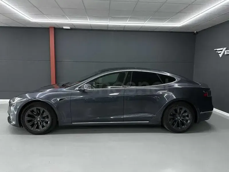 Usado Tesla Model S 313 kW (426 CV) 2019 Eléctrico Utilitario