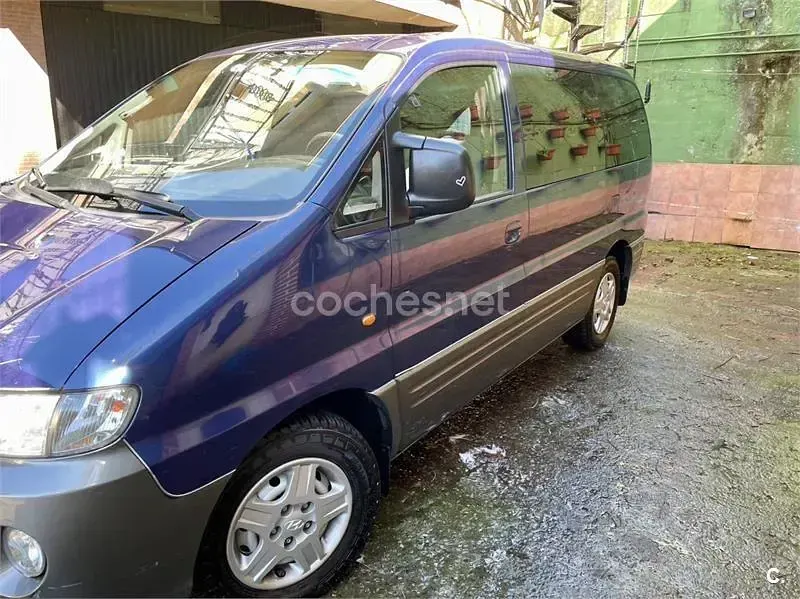 Usado Hyundai H-1 99 CV (72 kW) 2004 Azul Monovolumen