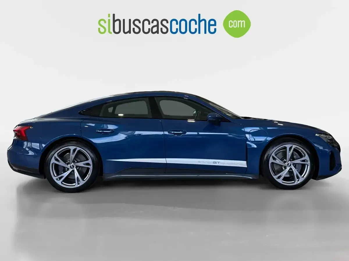 Usado Audi e-tron GT quattro 350 kW (476 CV) 2022 Azul Berlina