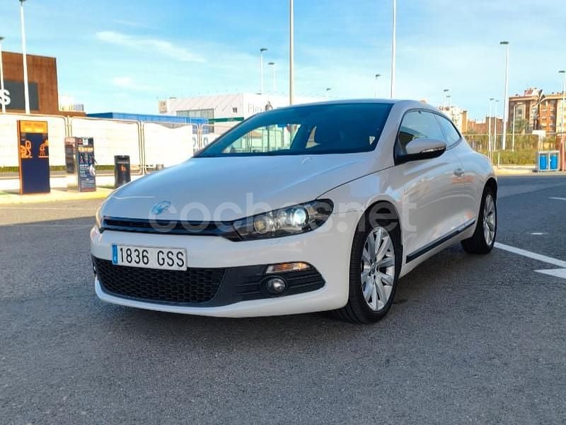 Blanco Usado 2010 VW Scirocco Coupe | 5999 € (Caro) - Imagen 1/4